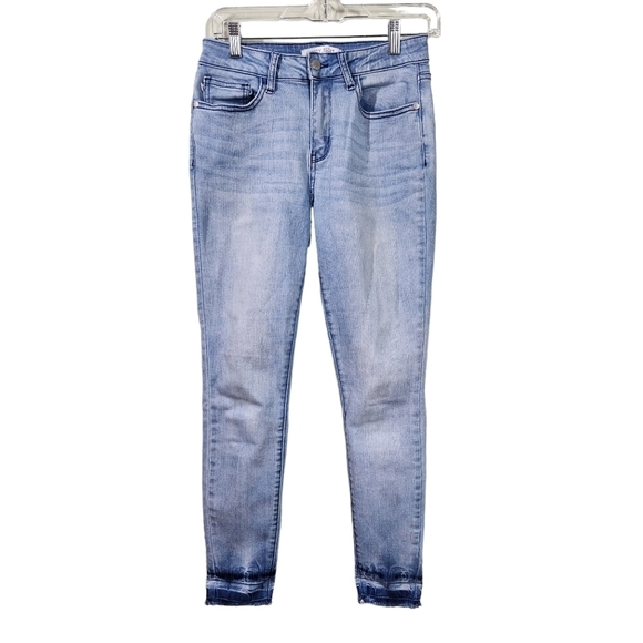 Judy Blue Jeans Lydia Released Hem Light Wash, sz 26" - Picture 1 of 9